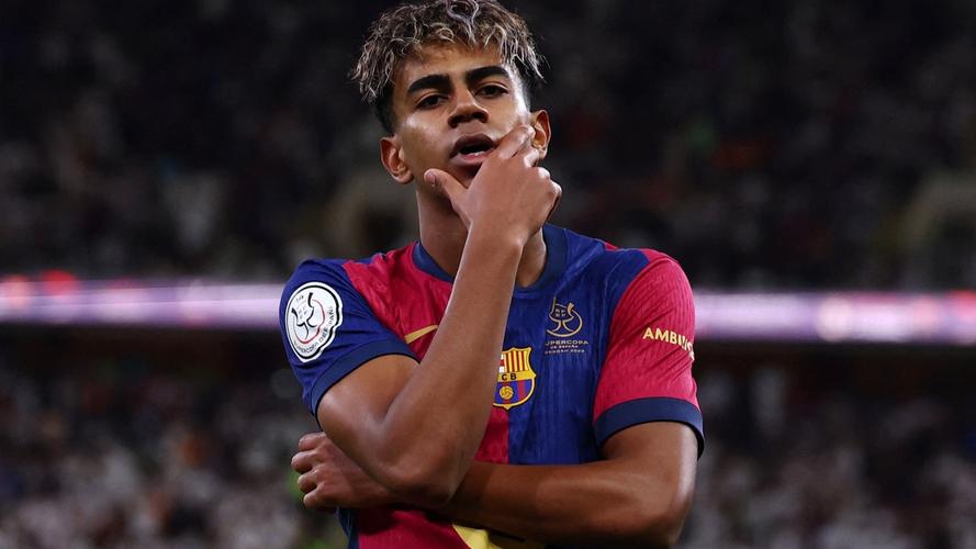 炸裂！14岁中国游泳天才自由泳上演逆袭夺冠，后程发力太恐怖了（14岁中国自由泳新星绝地反超夺冠，末段爆发震撼全场）