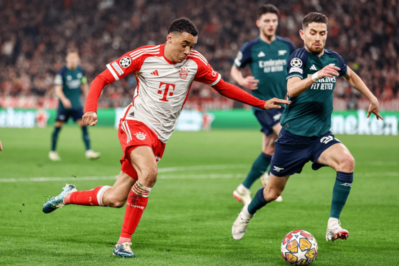 希罗半场砍20分，热火三分命中率21.1%，独行侠超5成（希罗半场20分，热火三分仅21.1%，独行侠命中率超五成）