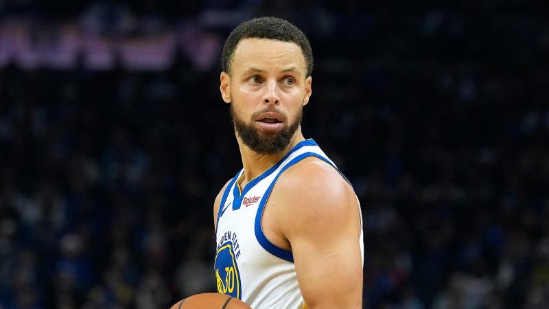 德天空：法兰克福中场乌尊肌肉受伤，预计12月欧冠踢巴萨复出（德媒：法兰克福中场乌尊肌肉受伤，预计12月欧冠战巴萨复出）