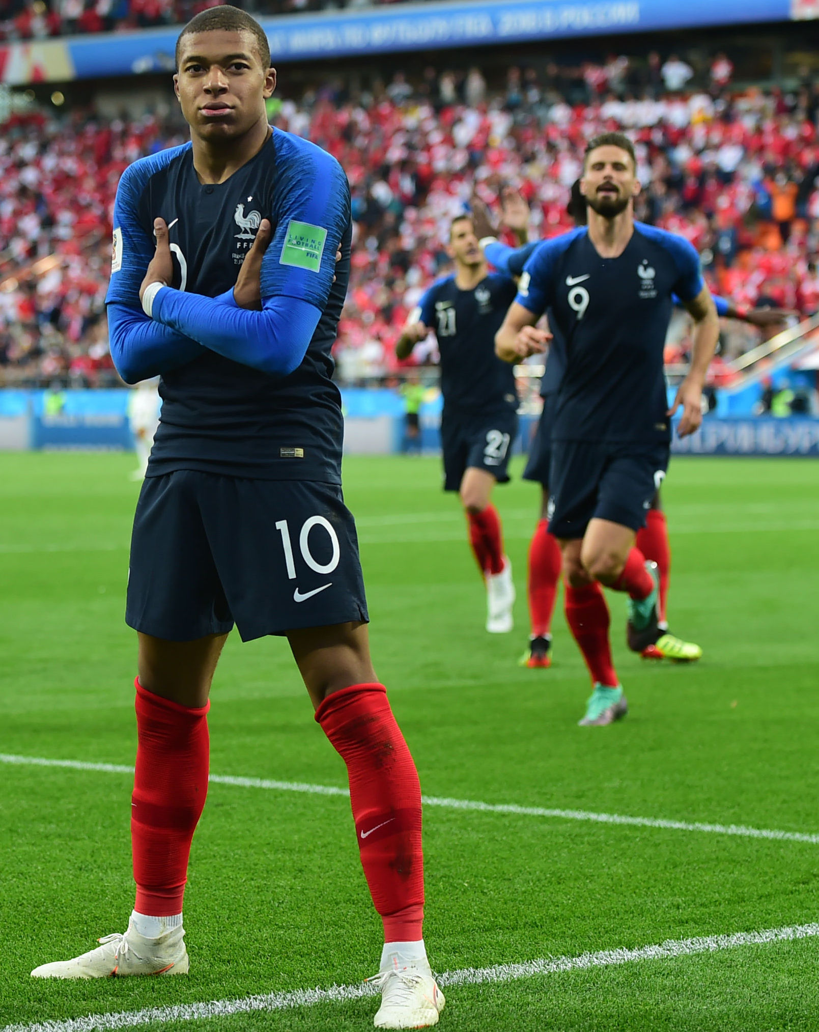 弗里克：我们不关注皇马，明天踢法兰克福的比赛才是最重要的（弗里克：皇马不是焦点，明日战法兰克福才最重要）