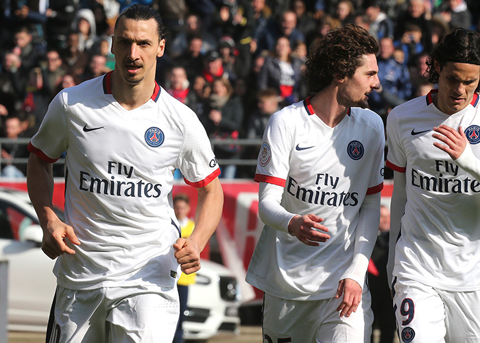 珀斯光荣vs西悉尼流浪者首发：巴巴洛塞斯领衔！塔加特、库尔在列（珀斯光荣战西悉尼流浪者首发出炉：巴巴洛塞斯压阵，塔加特、库尔入列）