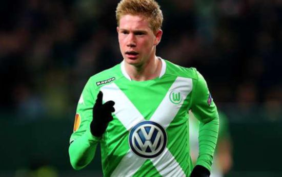 篮球CBA季后赛门票售罄，黄牛加价300%（CBA季后赛一票难求，黄牛价飙至原价三倍）