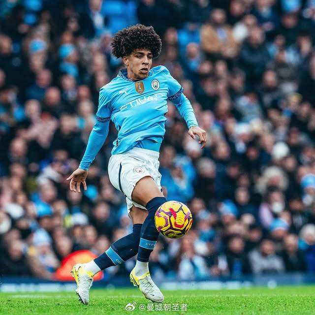 继沧州、广州解散后，中超又现大雷！欠税上亿，这3支球队存亡一线（沧州、广州解散余波未平，中超再起风暴：上亿税款未缴，三队命悬一线）