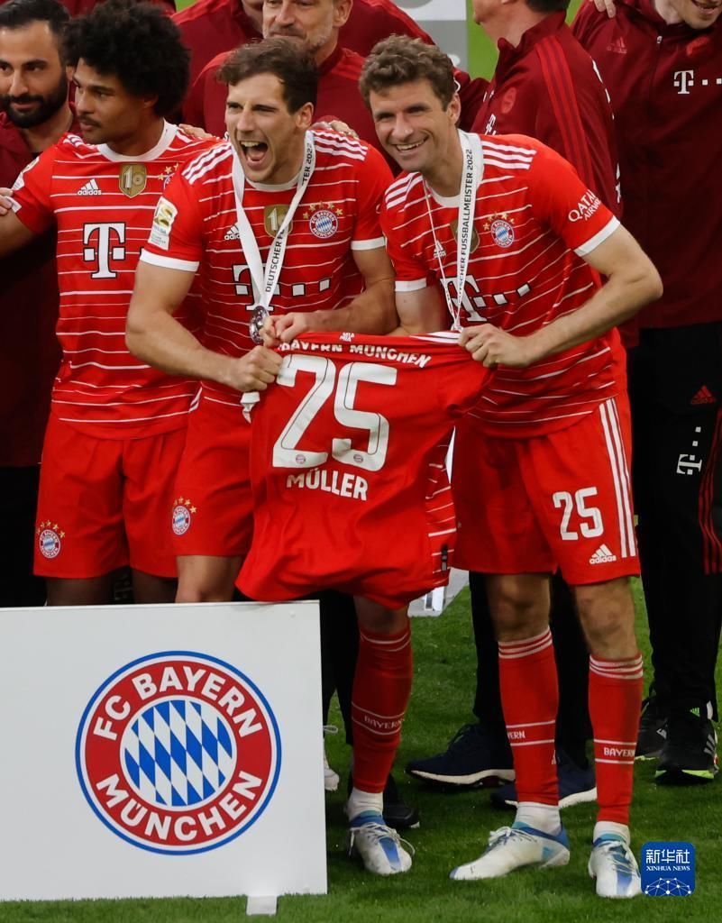 意杯半场：贝内德扎克、罗破门，博洛尼亚1-1帕尔马